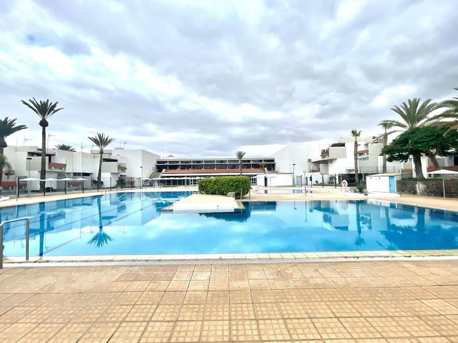 Con Piscina Sur De Tenerife Apartamento